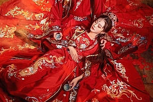 想从事汉服设计师?看这个就够了!